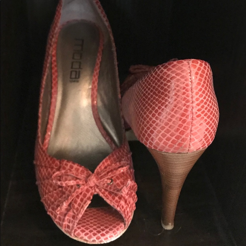 Moda Spana Coral Peep Toe Heels Sz 8